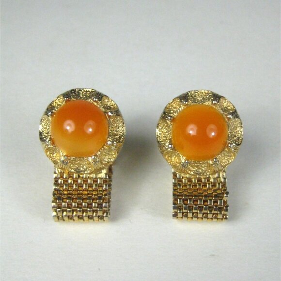 Vintage 1970s Thermoplastic Gold Tone Mesh Cufflinks Orange Cabochon Jewelry - Picture 1 of 5